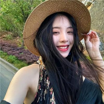 艾丽·范宁 照片