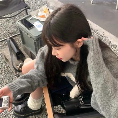 执笔海报